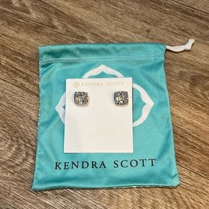 New Kendra Scott Signature Tima oversized stud Silver earrings